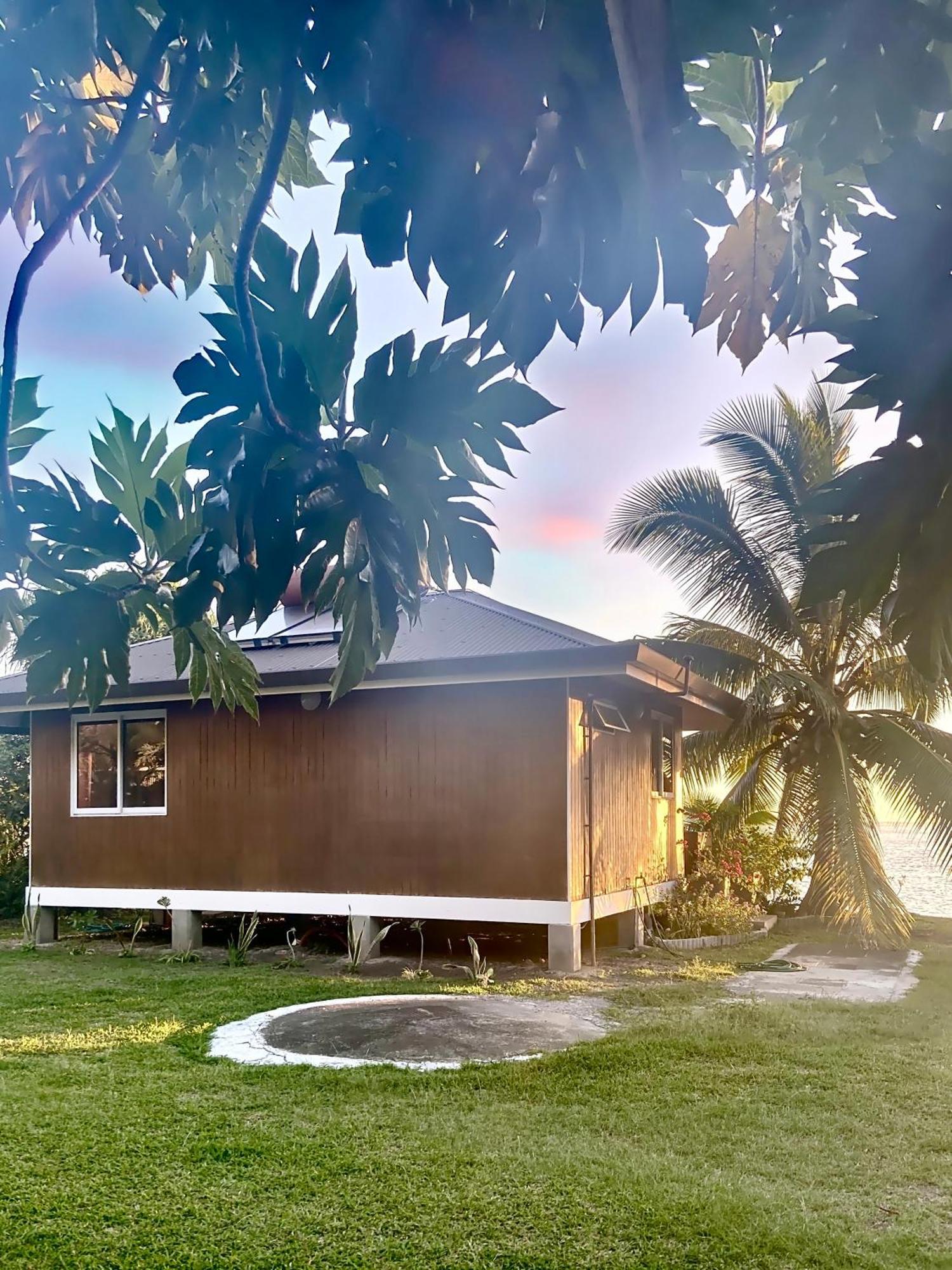 O'Coco Bungalow- Breathtaking Waterfront Views, Endless Memories Paea Esterno foto
